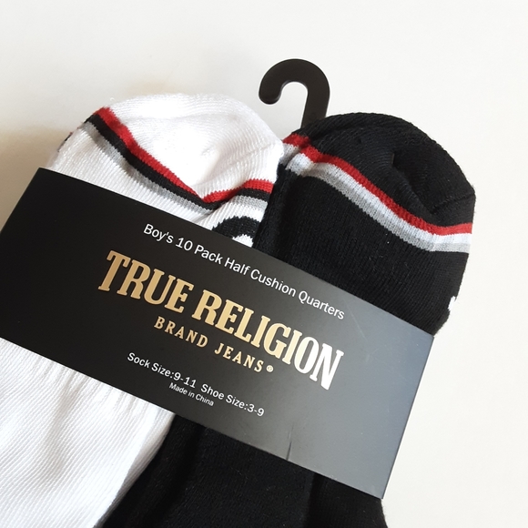 TRUE RELIGION BOYS HALF CUSHION QUARTERS SOCKS - Picture 2 of 3